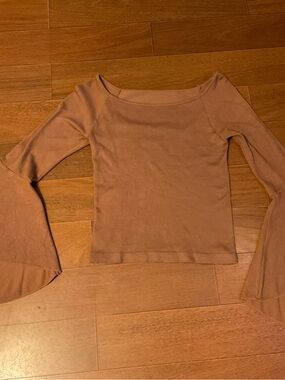 Suzette Label Ribbed Bell Sleeve Top in light brown